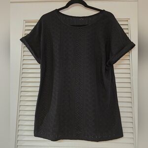 Black Short-Sleeve Lightweight Cut-Out Pattern Top
